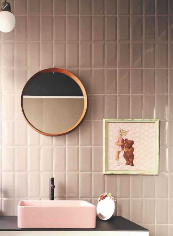 216175_inspirations-carrelage-salle-de-bain-metro-rose-bord-biseaute-couleur-pastel-schelfhout.jpg